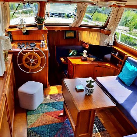 Motor Yacht Amstelle Otel Amsterdam Dış mekan fotoğraf
