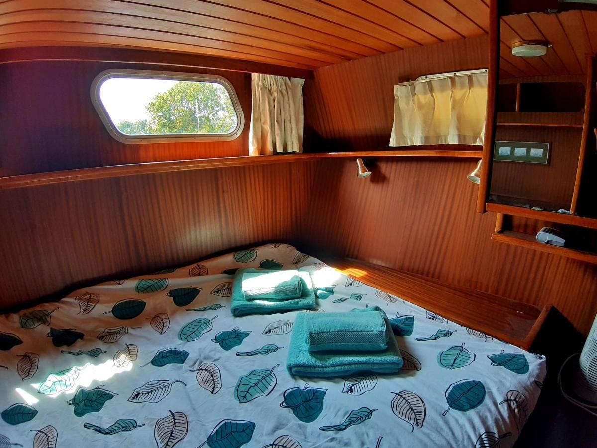 Motor Yacht Amstelle Otel Amsterdam Dış mekan fotoğraf