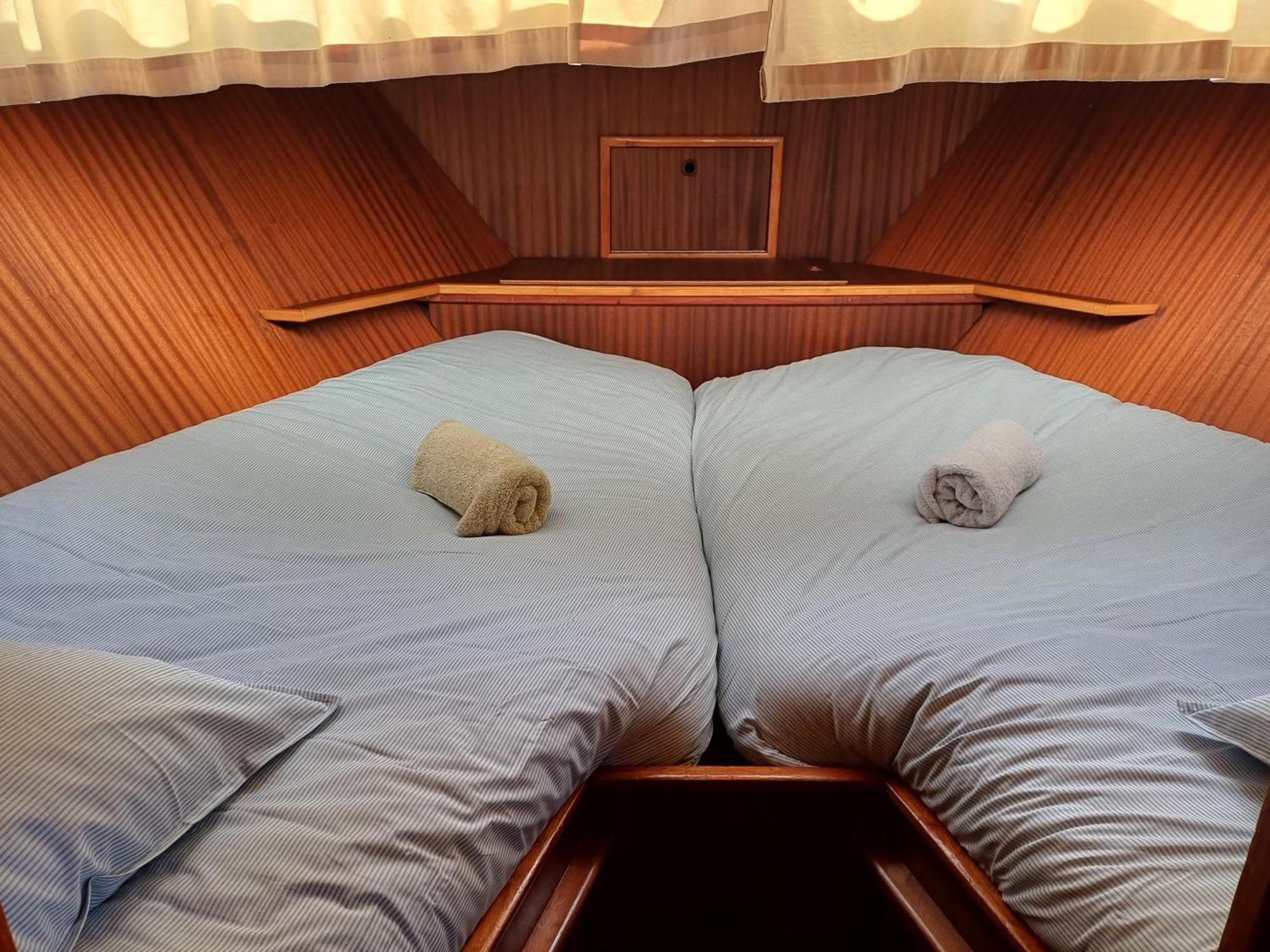 Motor Yacht Amstelle Otel Amsterdam Dış mekan fotoğraf